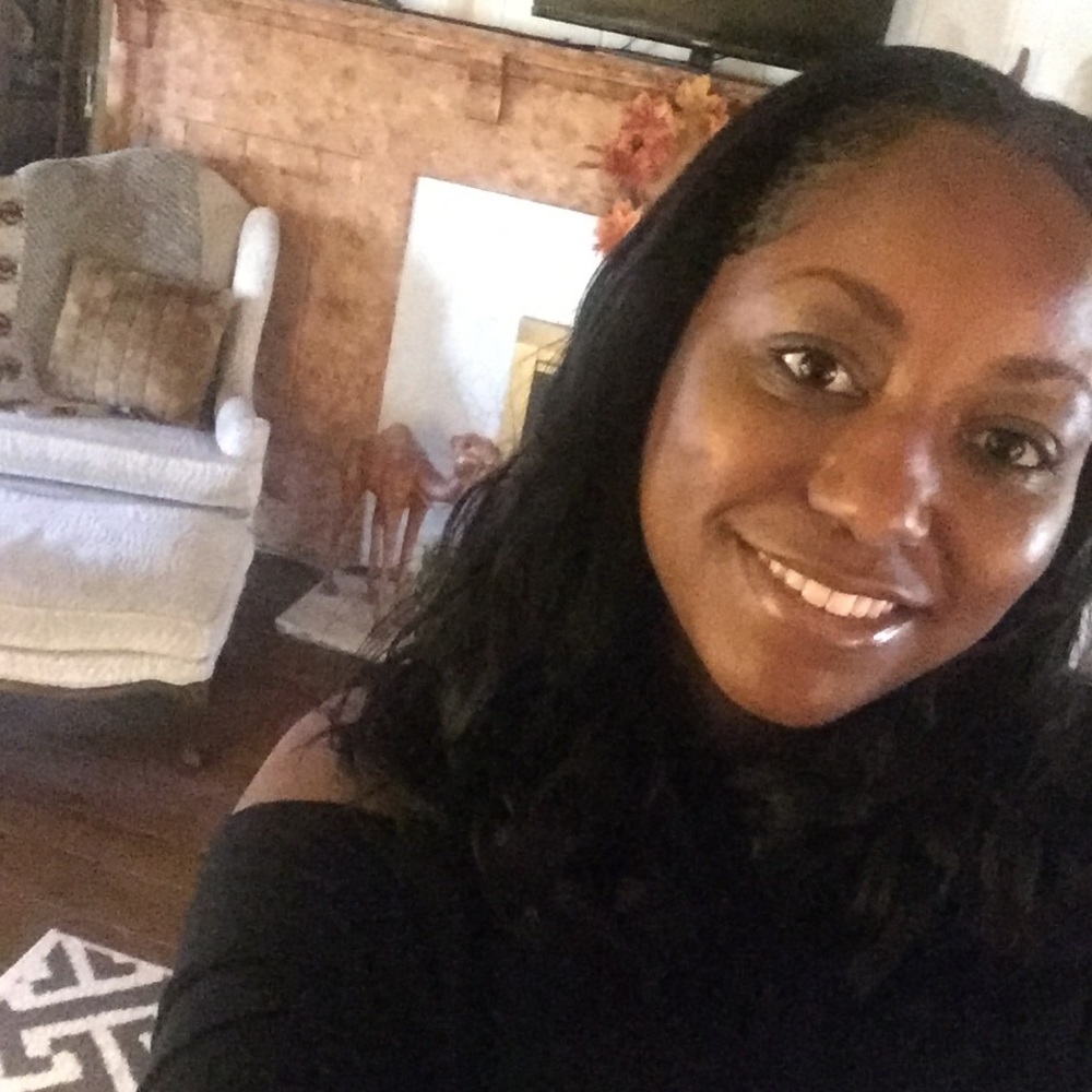 Meet your Posher, Joi